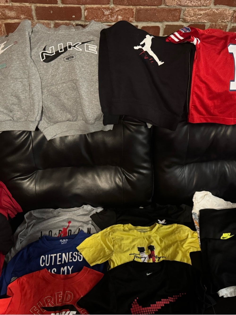 Nike Kids Multi-Style Tee & Sweatshirt Lot – Yellow, Black, Gray, Red, Blue